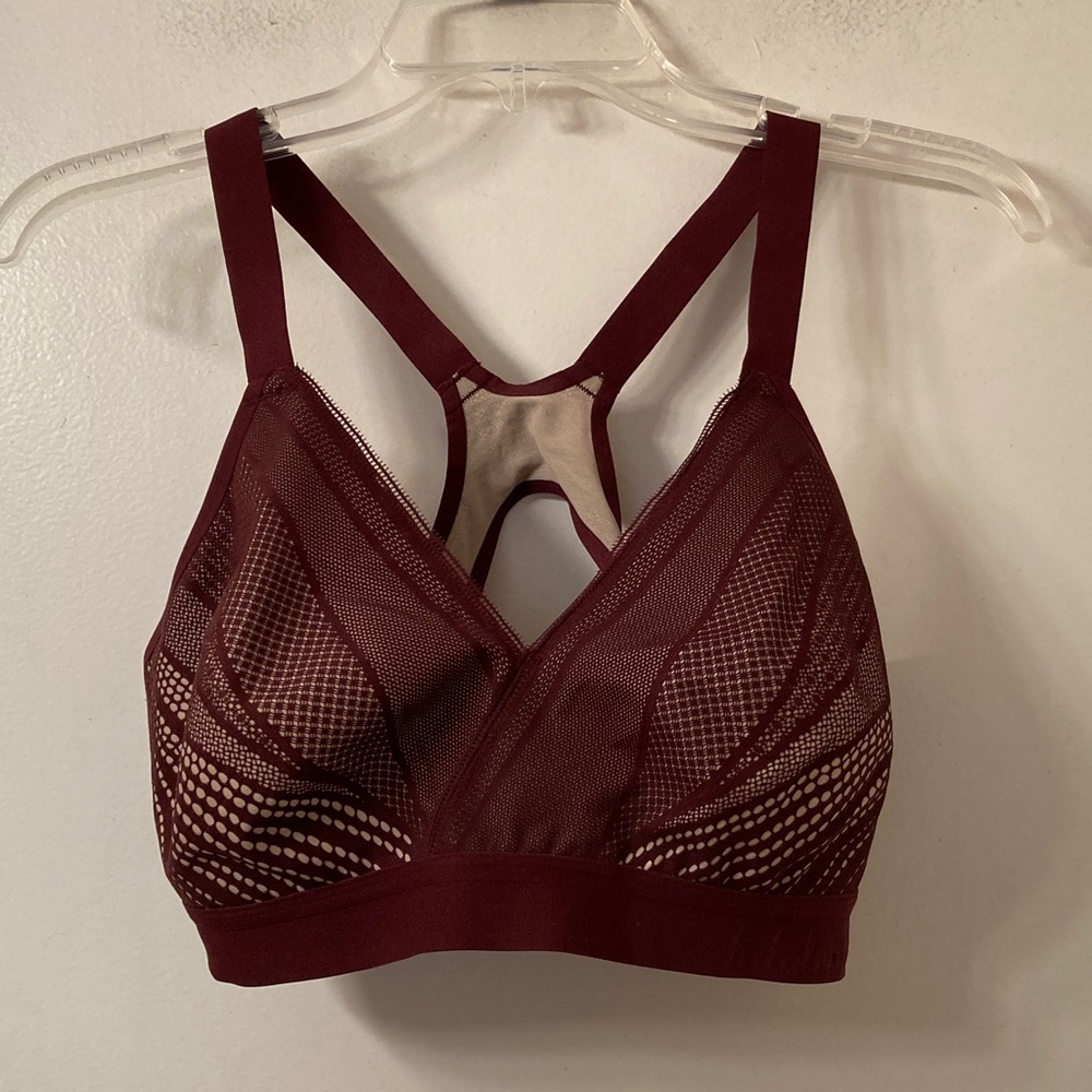 Lululemon Mesh Sports Bra in Deep Wine